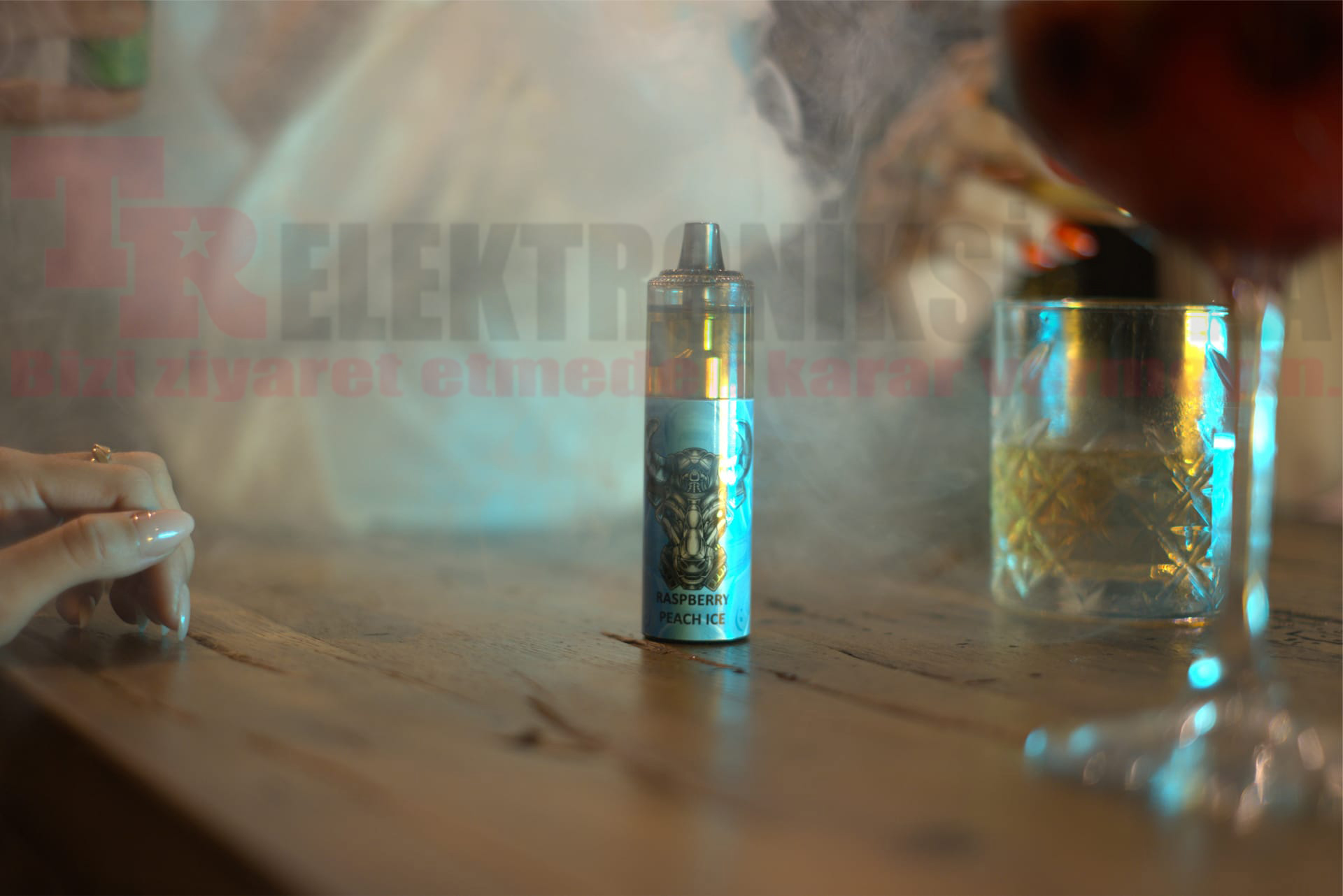 Saltica Cyberpunk 12000 Puff Bar 50mg Nikotin Cherry İce